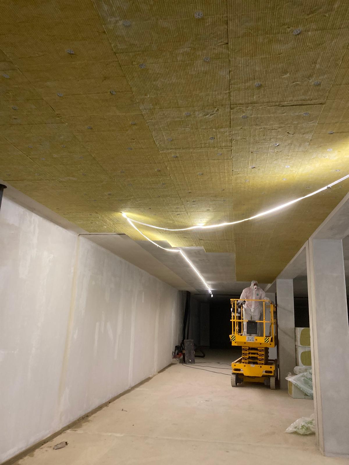 Isolation dalle panneaux rapportés