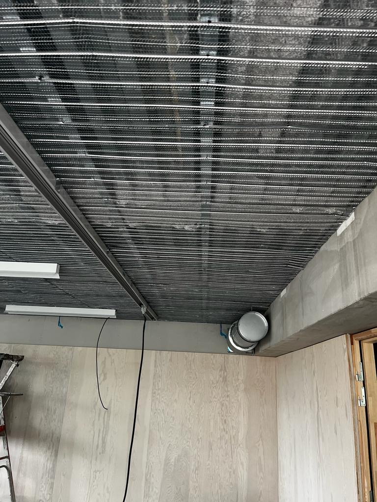 Flocage coupe-feu bois